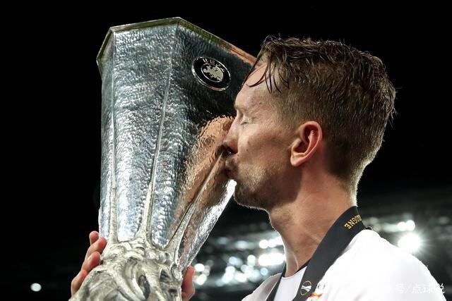 曼城有意25岁中场苏维门迪 其解约金为5000万英镑