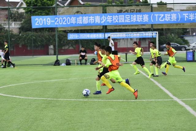 王哲林22+10上海险胜浙江 张帆20分北控胜广州