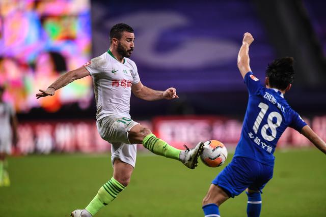 英超最佳阵：萨拉赫领衔，帕尔默&加克波在列